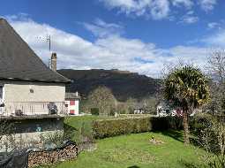Between the mountains and the sea charming property in the heart of a lovely village. 